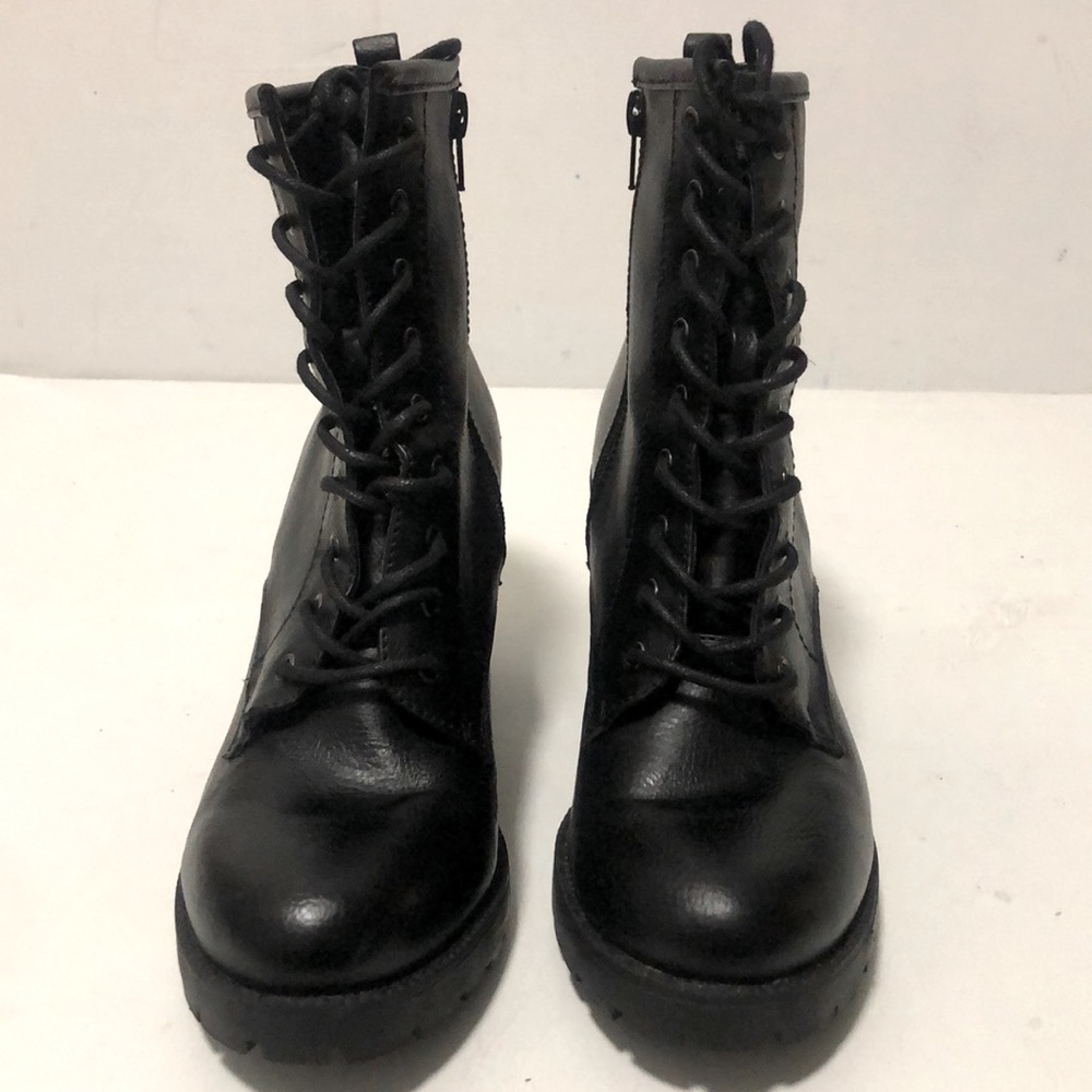 ZIGI SOHO Women's Kourtlan Lace-up Ankle Bootie With Side Zipper, US Size 9